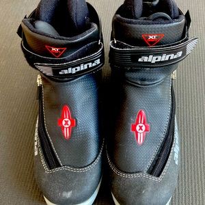 Alpina NNN XC Cross Touring Snow Boots Thinsulate Black Silver Womens 7 EURO 39